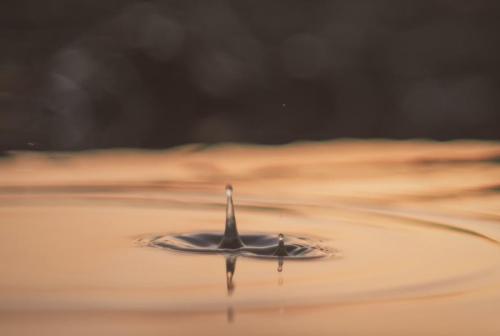 Pisarat ja auringonlasku.